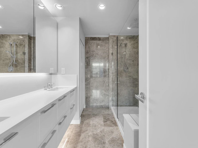 1009-118 Carrie Cates Court, North Vancouver, BC, V7L 0B2 - 16