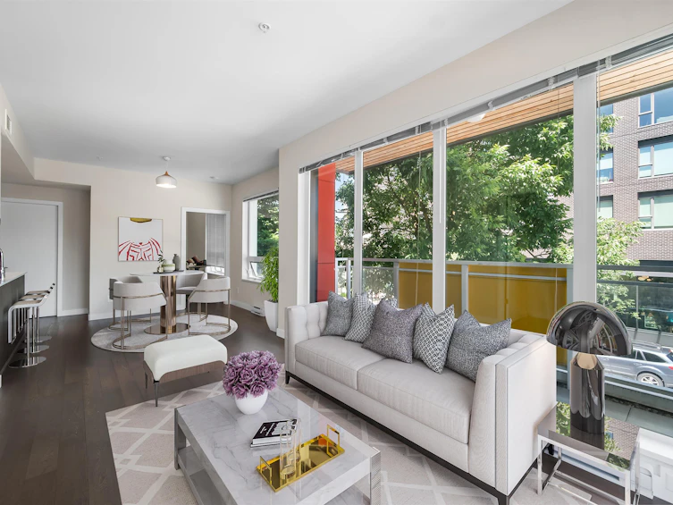 206-688 E 19th Avenue, Vancouver, BC, V5V 4C5 - 2