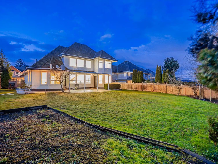 16368 36a Avenue, Surrey, BC, V3Z 0M1 - 38