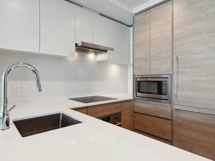 3005-13615 Fraser Highway, Surrey, BC, V3T 0P7 - 8