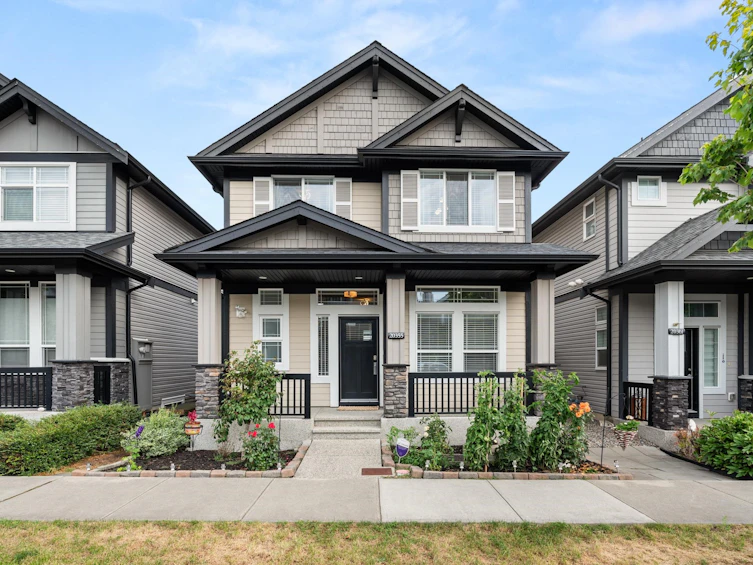 20355 82a Avenue, Langley, BC, V2Y 0S3 - 2