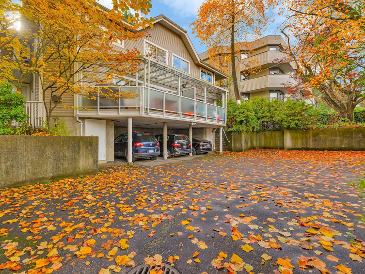 941 E 8th Avenue, Vancouver, BC, V5T 1T7 - 27