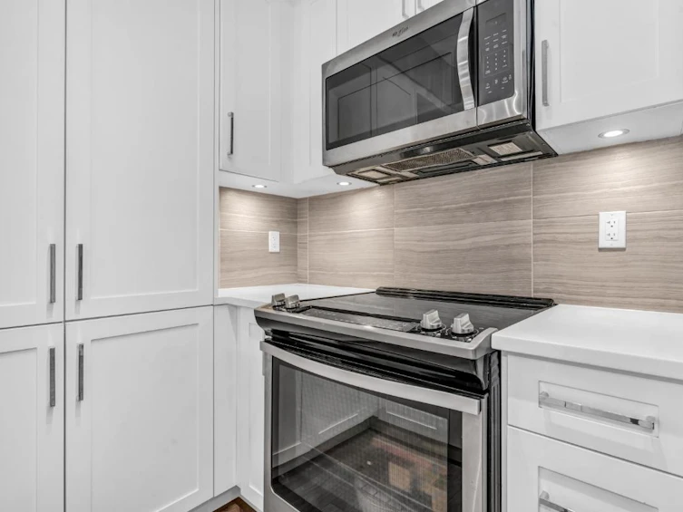 E404-20211 66 Avenue, Langley, BC, V2Y 0L4 - 8