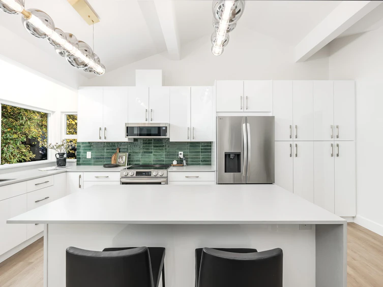 4433 Piccadilly North, West Vancouver, BC, V7W 1C8 - 17