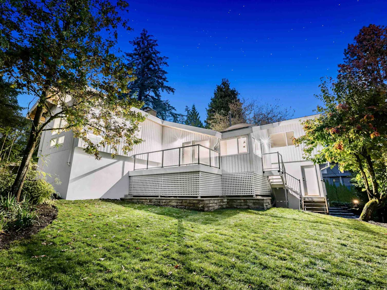 4433 Piccadilly North, West Vancouver, BC, V7W 1C8 - 36