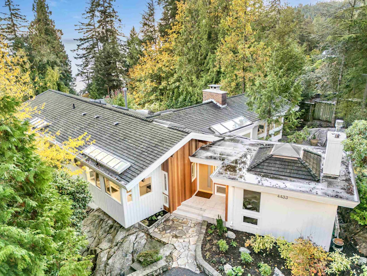 4433 Piccadilly North, West Vancouver, BC, V7W 1C8 - 38