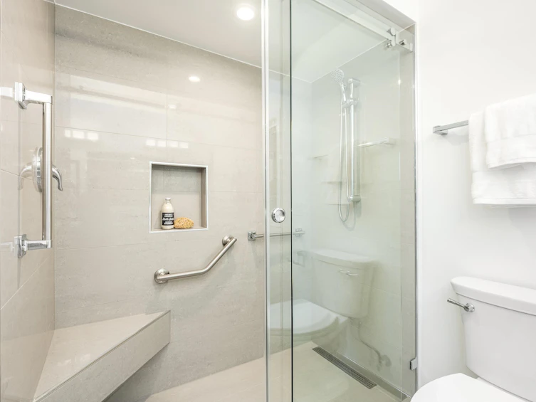 4433 Piccadilly North, West Vancouver, BC, V7W 1C8 - 28
