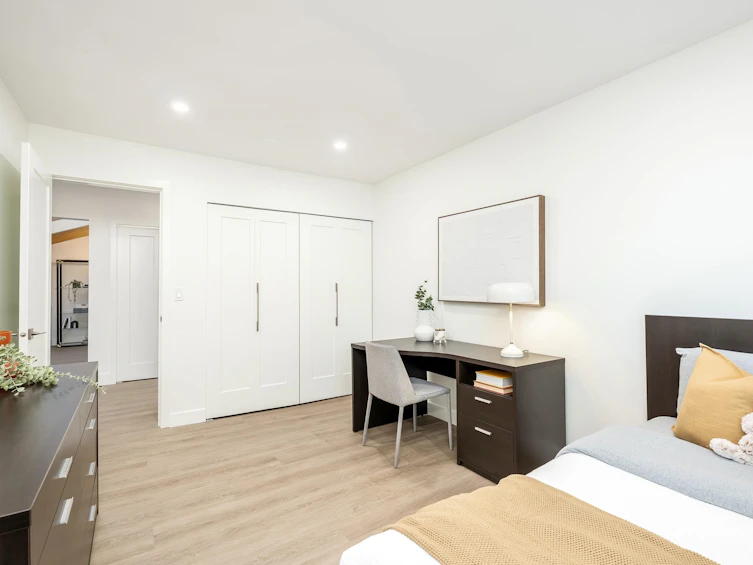 4433 Piccadilly North, West Vancouver, BC, V7W 1C8 - 32