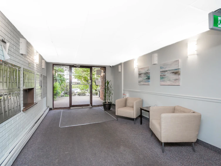 218-1442 Blackwood Street, Surrey, BC, V4B 3V5 - 5