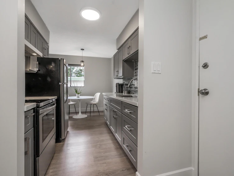 218-1442 Blackwood Street, Surrey, BC, V4B 3V5 - 7