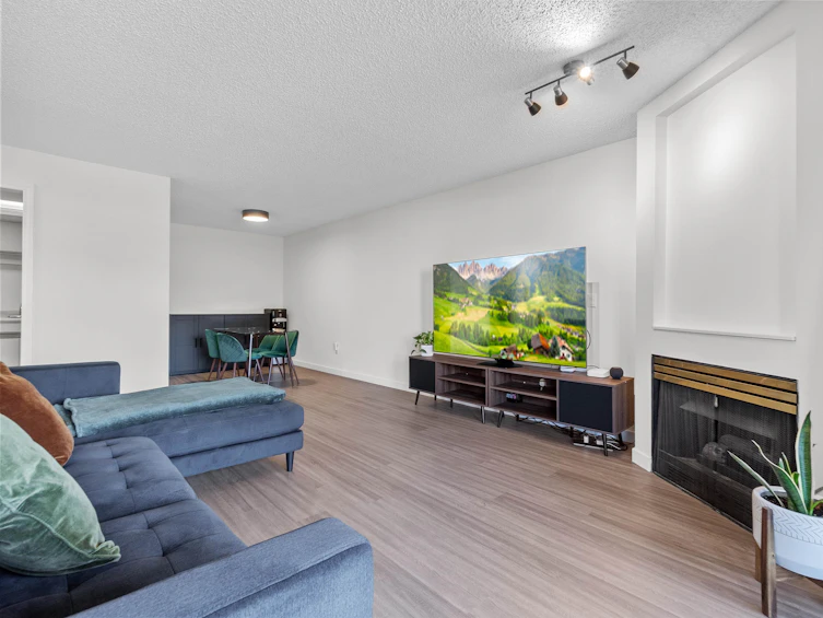 303-2925 Glen Drive, Coquitlam, BC, V3B 7H9 - 2