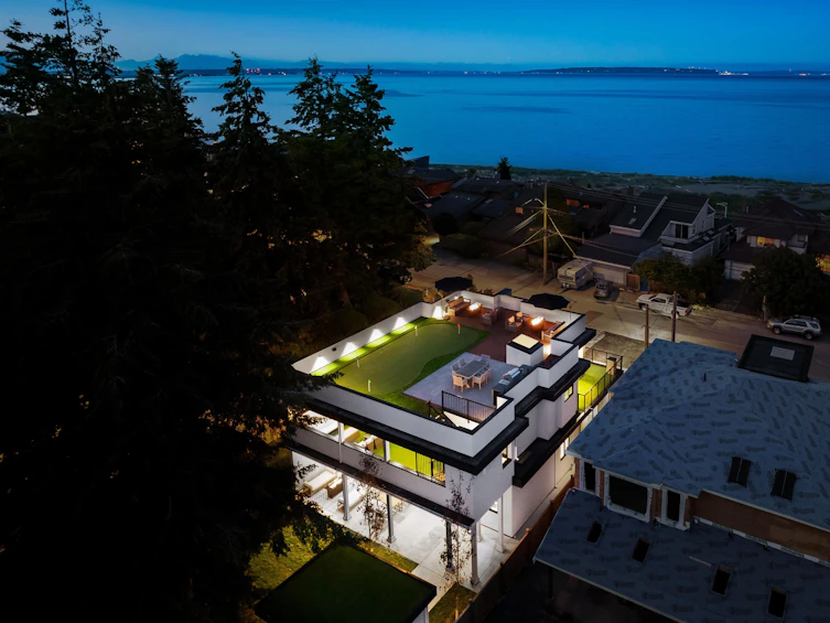 1367 Beach Grove Road, Delta, BC, V4L 1N7 - 40