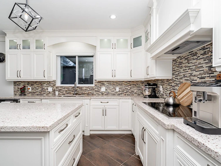 8010 170 Street, Surrey, BC, V4N 4Y9 - 17