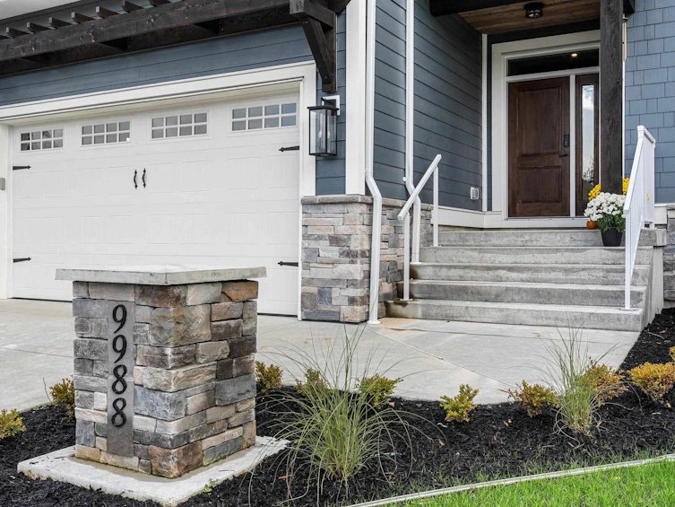 9988 Magnolia Place, Chilliwack, BC, V0X 1X1 - 2