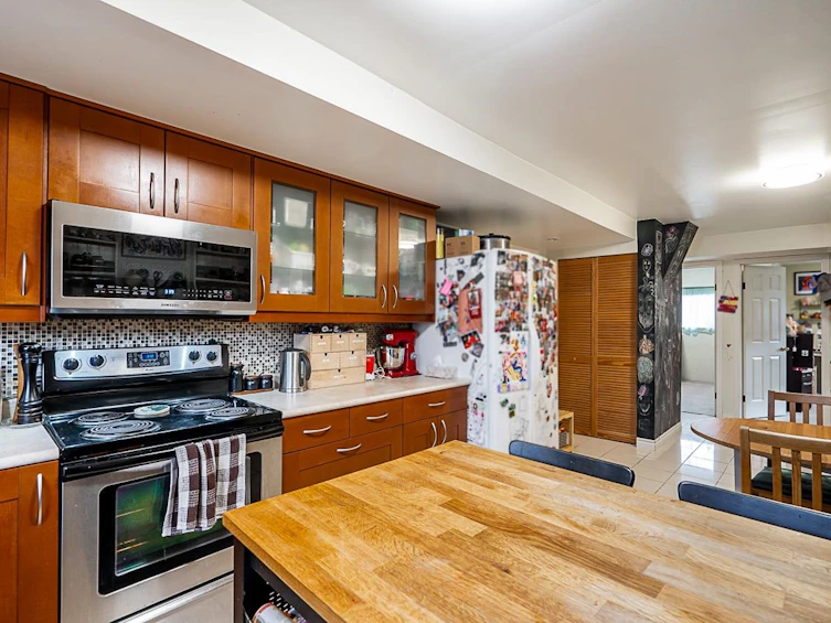3661 Banff Avenue, Burnaby, BC, V5G 3N5 - 12