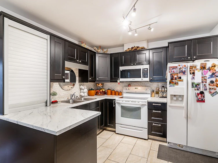3661 Banff Avenue, Burnaby, BC, V5G 3N5 - 27