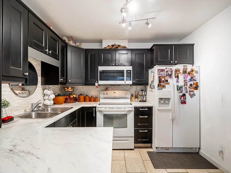 3661 Banff Avenue, Burnaby, BC, V5G 3N5 - 29