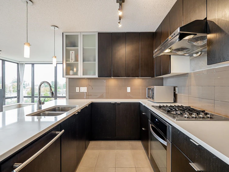 801-7328 Arcola Street, Burnaby, BC, V5E 0A7 - 8