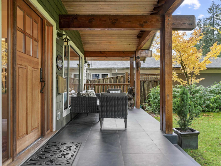 4148 Virginia Crescent, North Vancouver, BC, V7R 3Z6 - 5