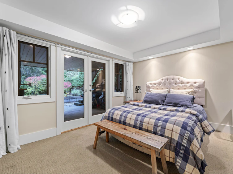 4148 Virginia Crescent, North Vancouver, BC, V7R 3Z6 - 27