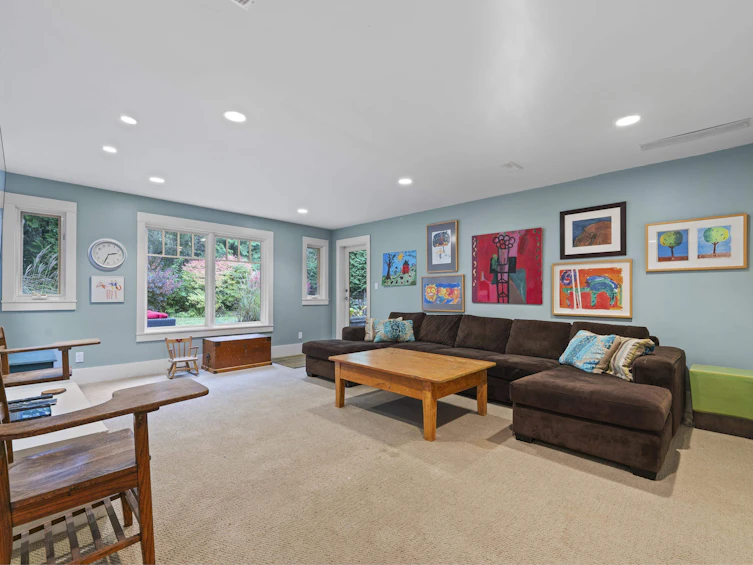 4148 Virginia Crescent, North Vancouver, BC, V7R 3Z6 - 30