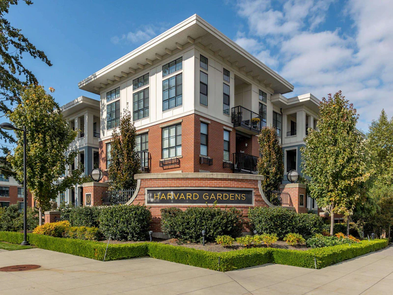 221 - 15168 33rd Avenue, Surrey BC