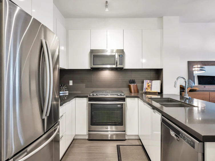 221-15168 33 Avenue, Surrey, BC, V3Z 0L3 - 11