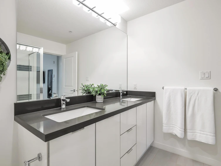 221-15168 33 Avenue, Surrey, BC, V3Z 0L3 - 16
