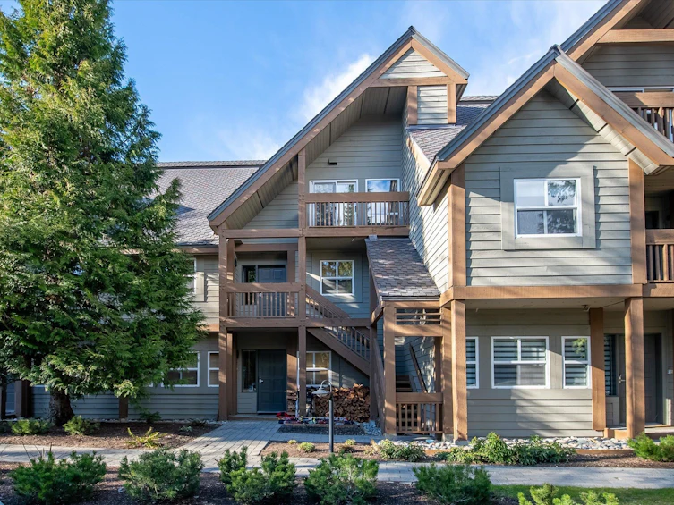 29-4628 Blackcomb Way, Whistler, BC, V0N 1B4 - 2