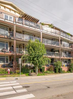 312 22327 River Road