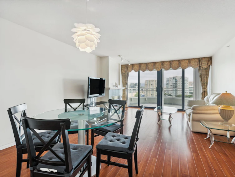 1003-6088 Minoru Boulevard, Richmond, BC, V6Y 4A8 - 4