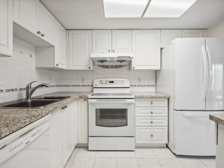 1003-6088 Minoru Boulevard, Richmond, BC, V6Y 4A8 - 5
