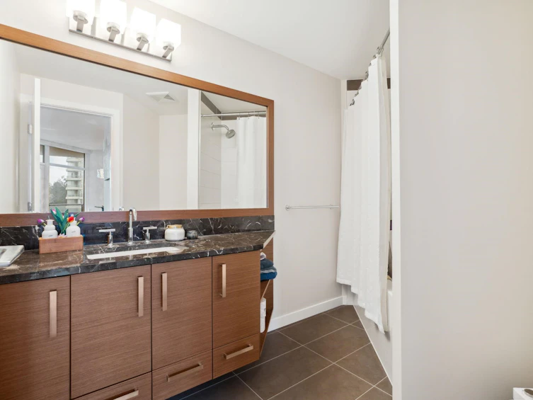 1201-6188 Wilson Avenue, Burnaby, BC, V5H 0A5 - 12