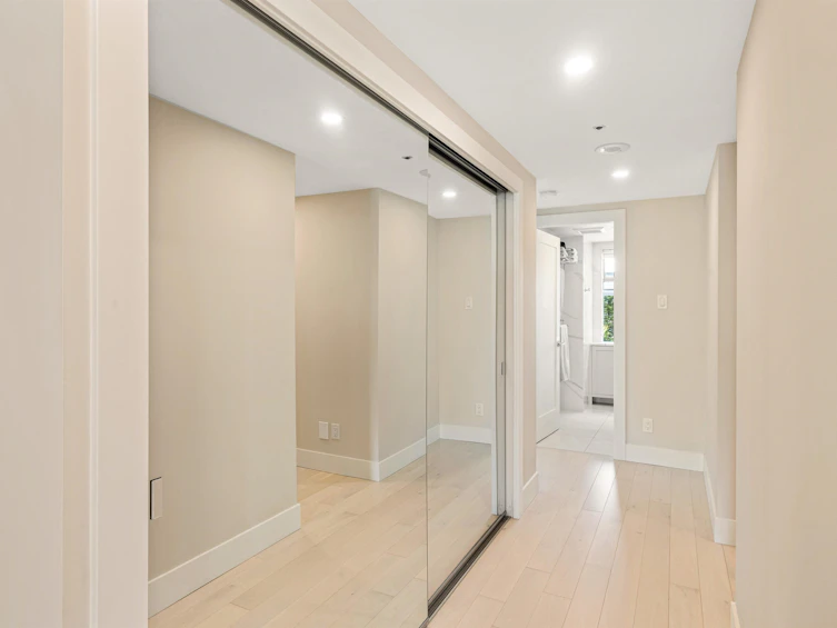 402-1012 Beach Avenue, Vancouver, BC, V6E 1T7 - 38
