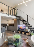 606 22 E Cordova Street