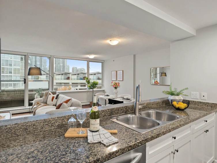 609-1288 Marinaside Crescent, Vancouver, BC, V6Z 2W5 - 18