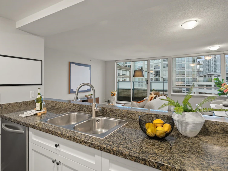 609-1288 Marinaside Crescent, Vancouver, BC, V6Z 2W5 - 24