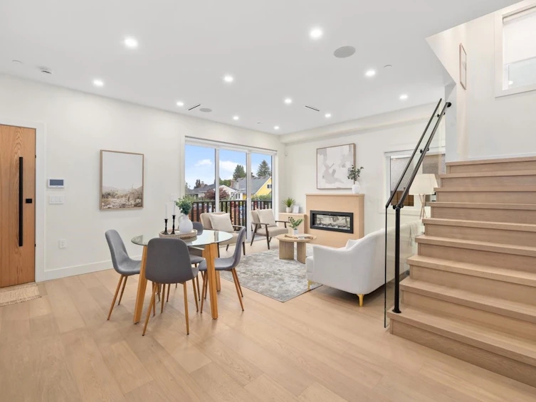 1-736 E 32nd Avenue, Vancouver, BC, V5V 2Y6 - 3
