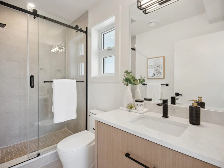 1-736 E 32nd Avenue, Vancouver, BC, V5V 2Y6 - 26