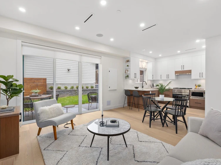 2-736 E 32nd Avenue, Vancouver, BC, V5V 2Y6 - 6