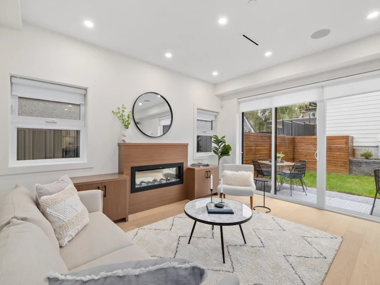 2-736 E 32nd Avenue, Vancouver, BC, V5V 2Y6 - 15