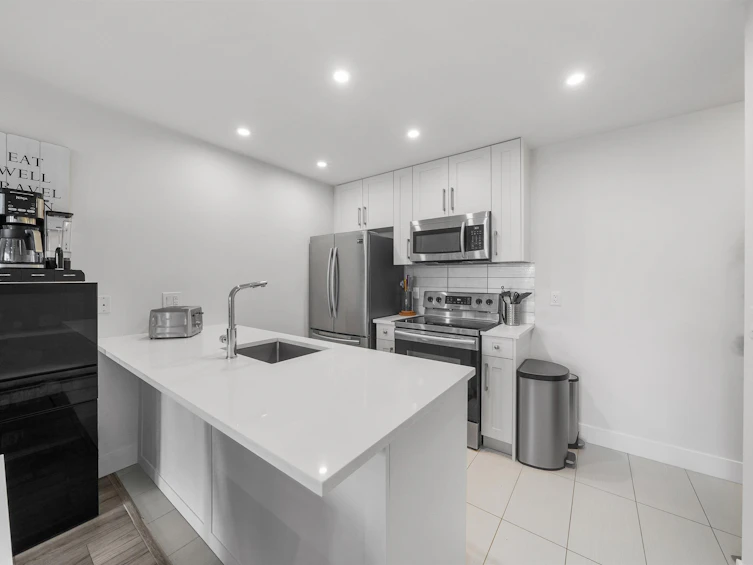 102-217 Clarkson Street, New Westminster, BC, V3L 0J7 - 9
