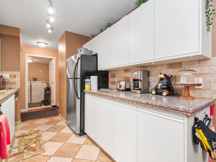 203-7694 Evans Road, Chilliwack, BC, V2R 3W3 - 5