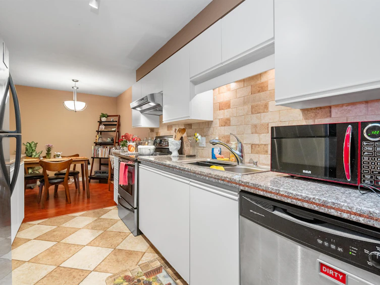 203-7694 Evans Road, Chilliwack, BC, V2R 3W3 - 8