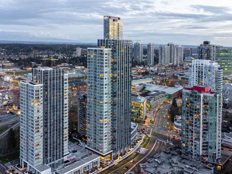 3712-10448 University Drive, Surrey, BC, V3T 0K1 - 3