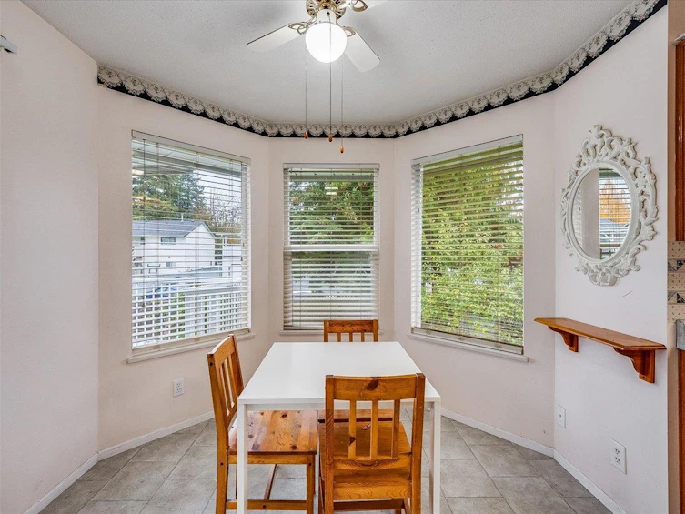 9335 152a Street, Surrey, BC, V3R 0E6 - 16