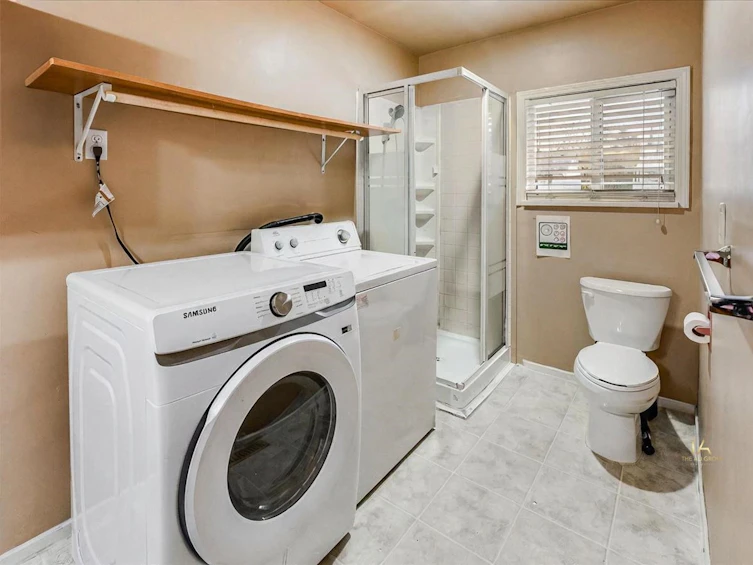 9335 152a Street, Surrey, BC, V3R 0E6 - 30