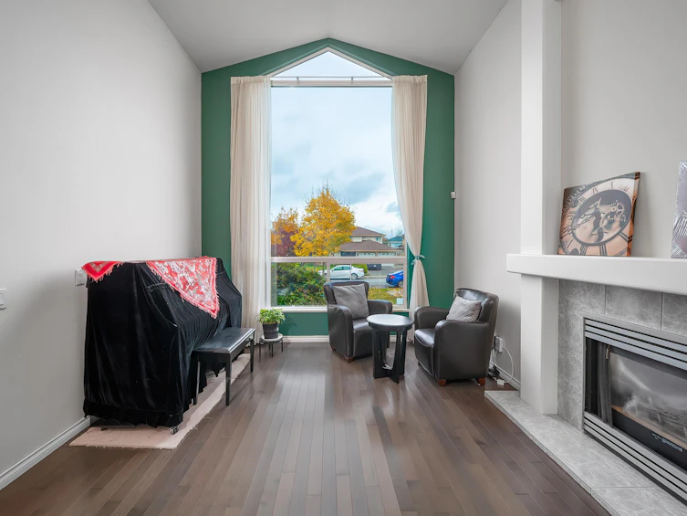 15462 111a Avenue, Surrey, BC, V3R 0J6 - 14