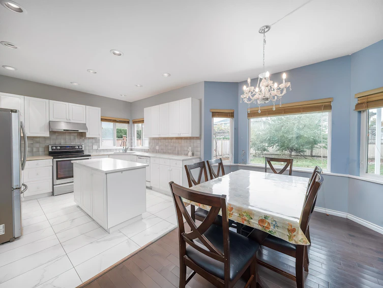 15462 111a Avenue, Surrey, BC, V3R 0J6 - 16