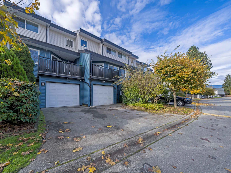 23 - 12120 189a Street, Pitt Meadows BC V3Y 1V5